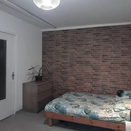 Appartement Agreable Et Fonctionnel A 5km Des Plages *
