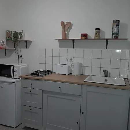 Appartement Agreable Et Fonctionnel A 5km Des Plages *